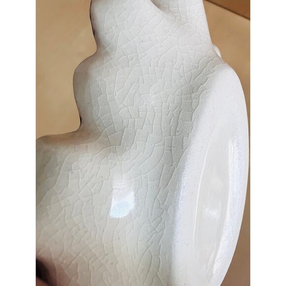 Vintage White Ceramic Leaf Dish 5" Crazed Gold Luster Trinket Dish Tray MCM - Picture 3 of 8